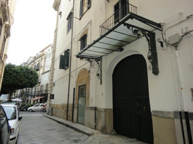 Titi'S Place Palermo Bagian luar foto