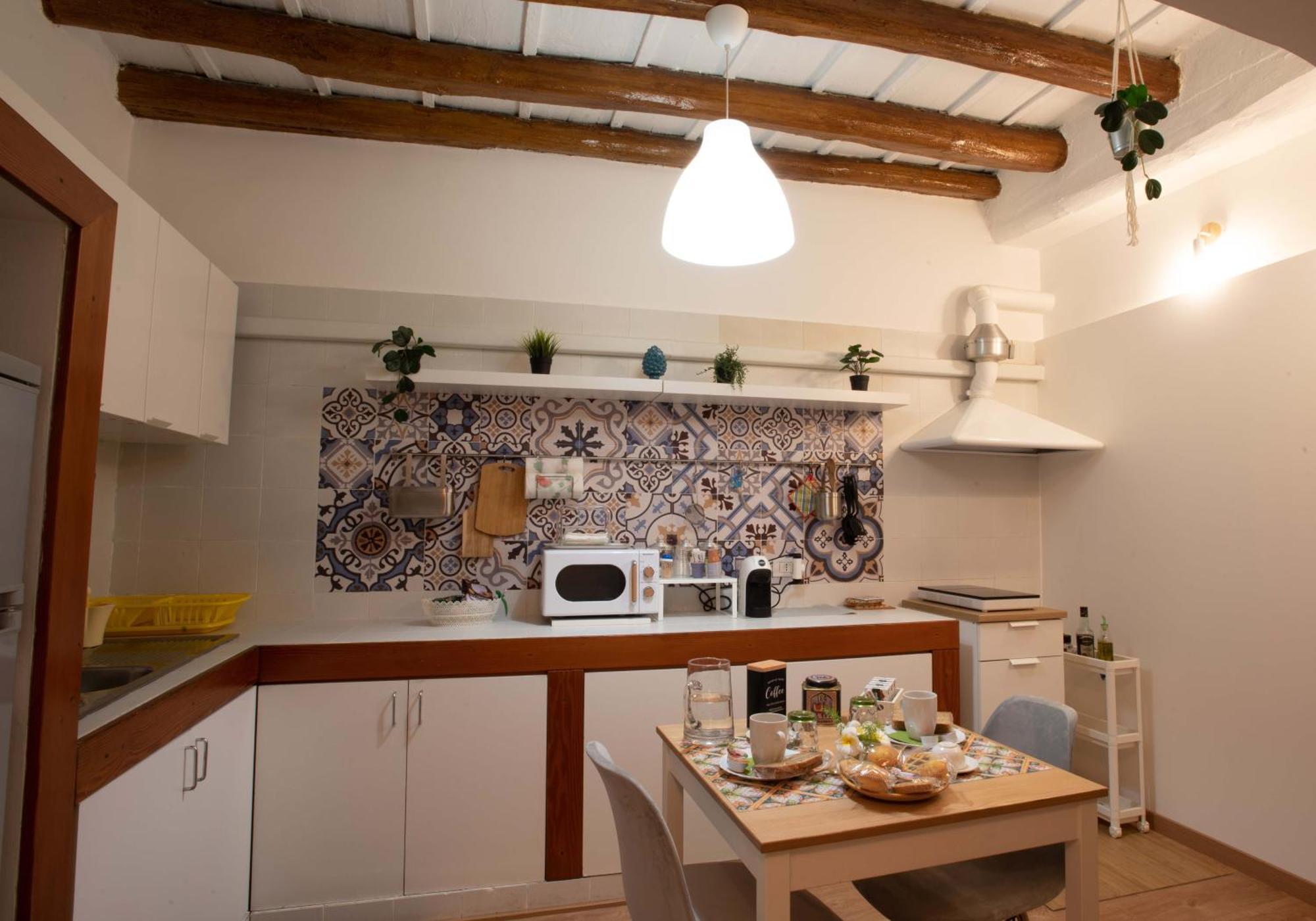 Titi'S Place Palermo Bagian luar foto